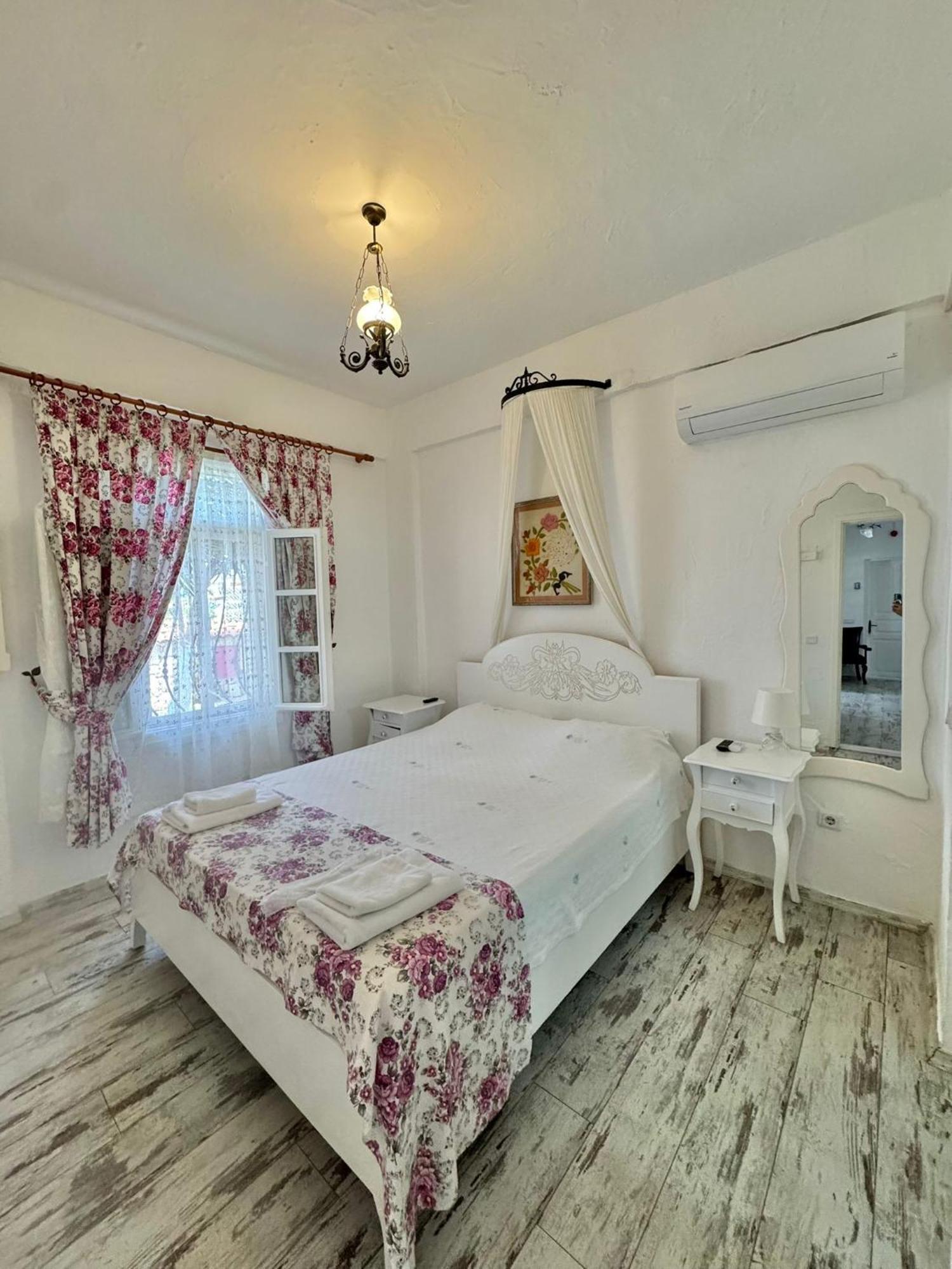 Aisem By Hire Hotell Alaçatı Exteriör bild