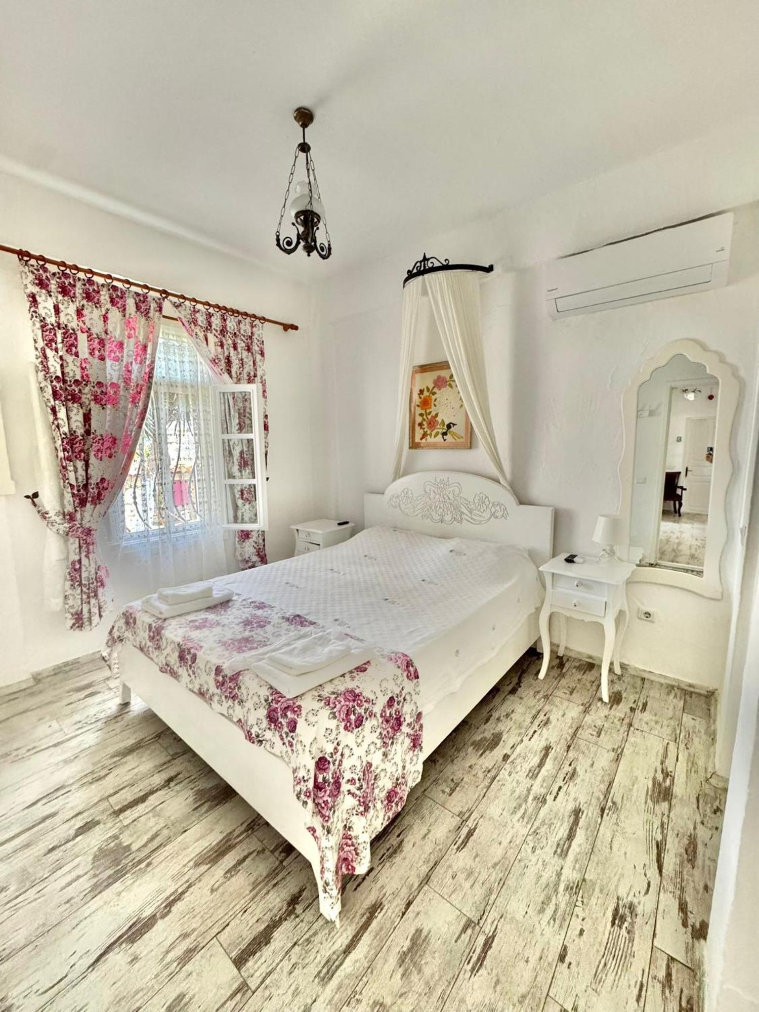 Aisem By Hire Hotell Alaçatı Exteriör bild